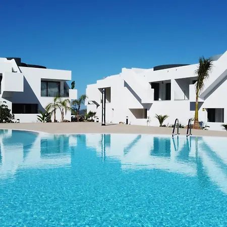 Casa Lucia アパート Villaverde